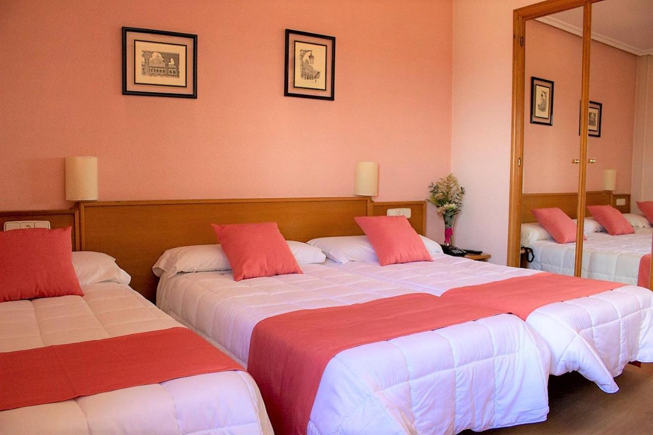 Hotel Helmantico Villares de la Reina المظهر الخارجي الصورة