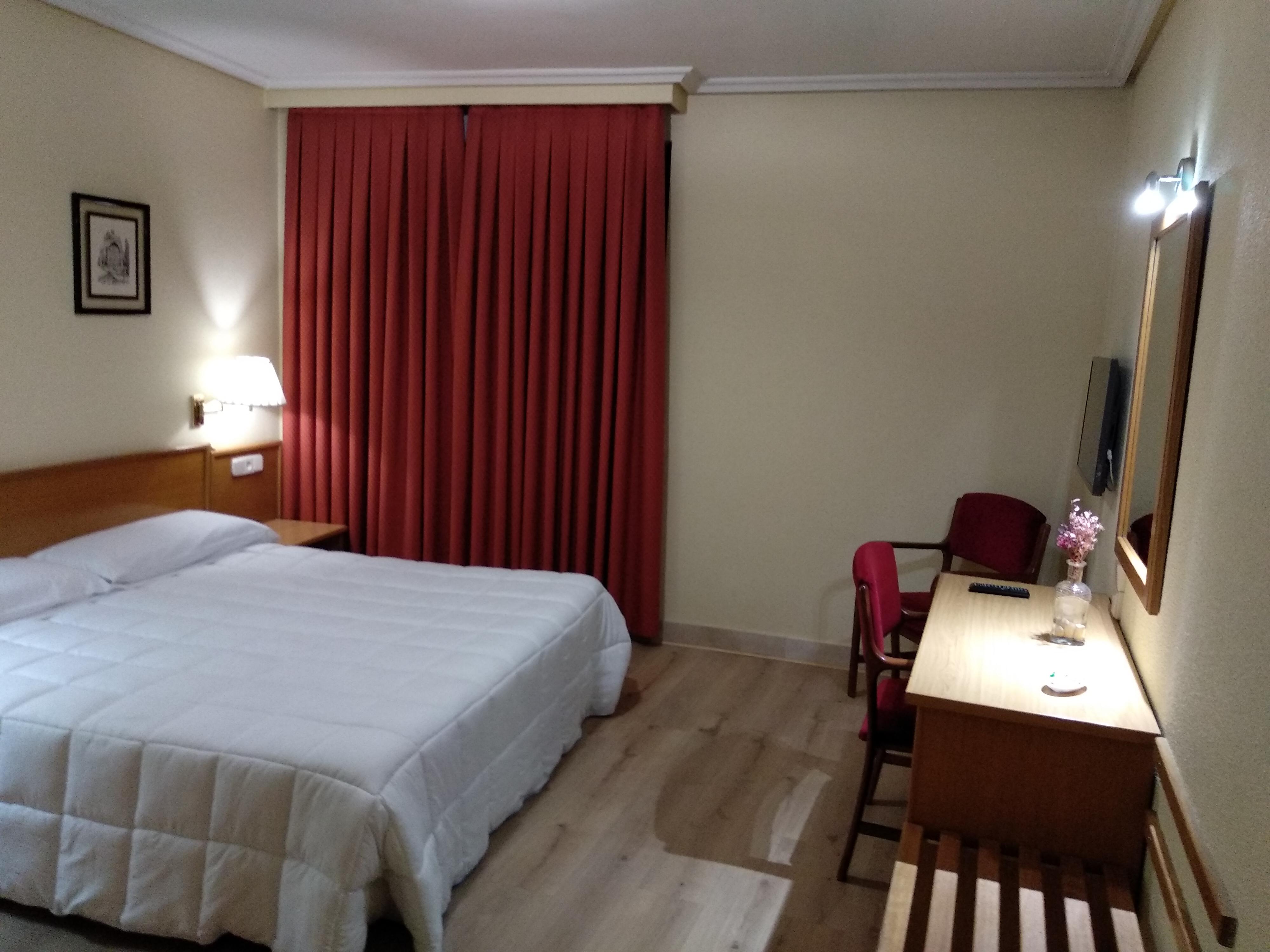 Hotel Helmantico Villares de la Reina المظهر الخارجي الصورة