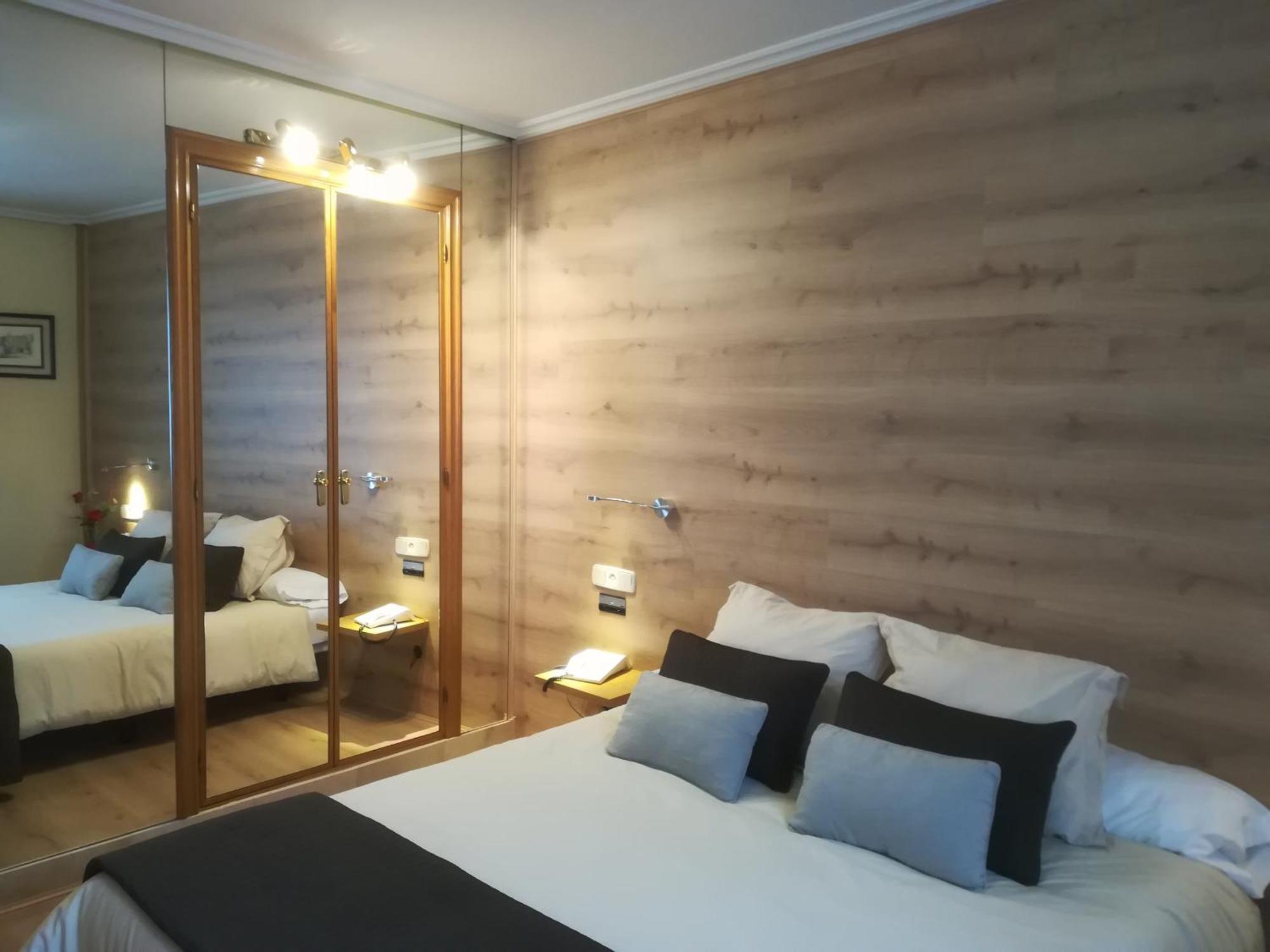 Hotel Helmantico Villares de la Reina المظهر الخارجي الصورة