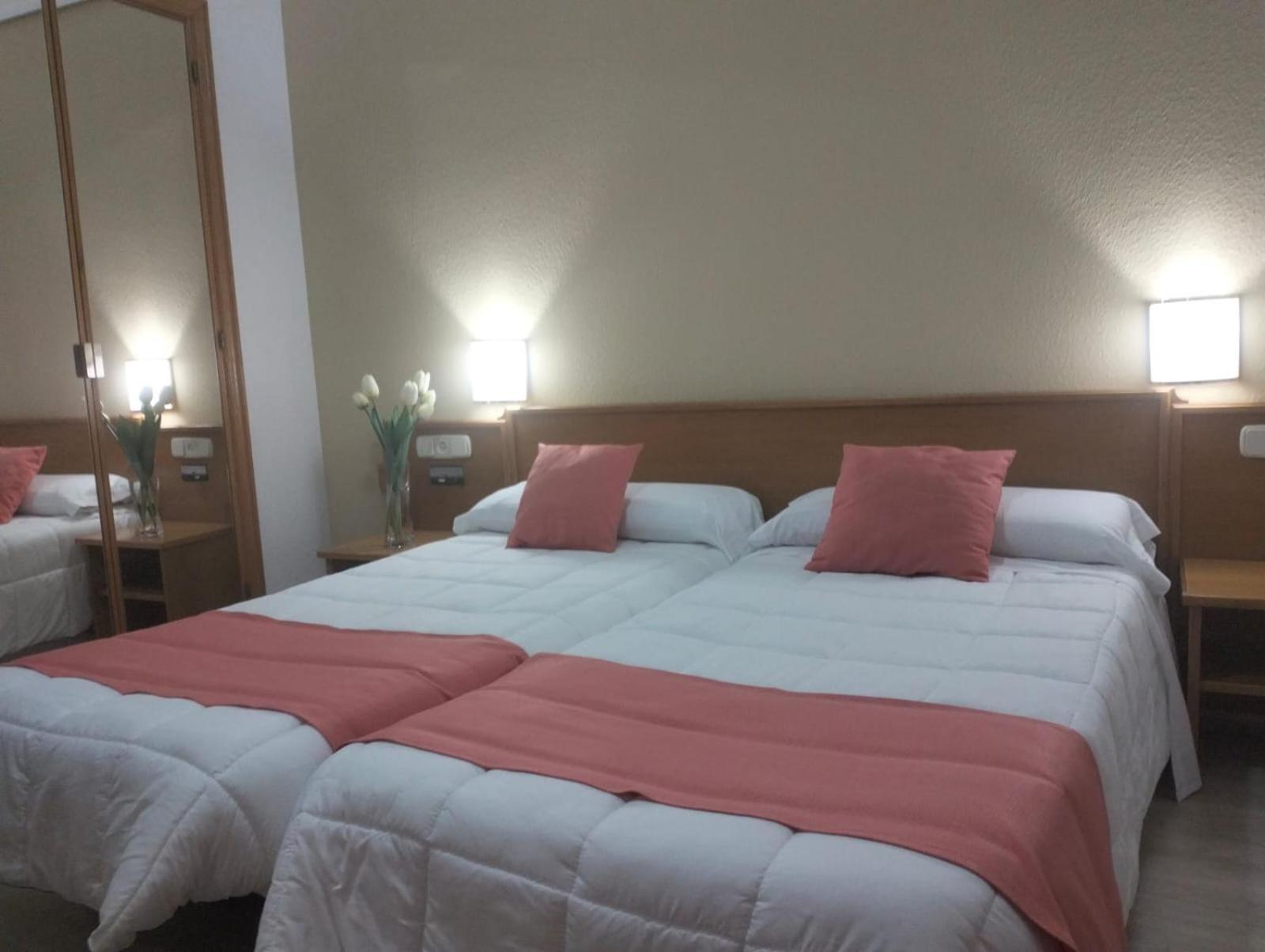 Hotel Helmantico Villares de la Reina المظهر الخارجي الصورة