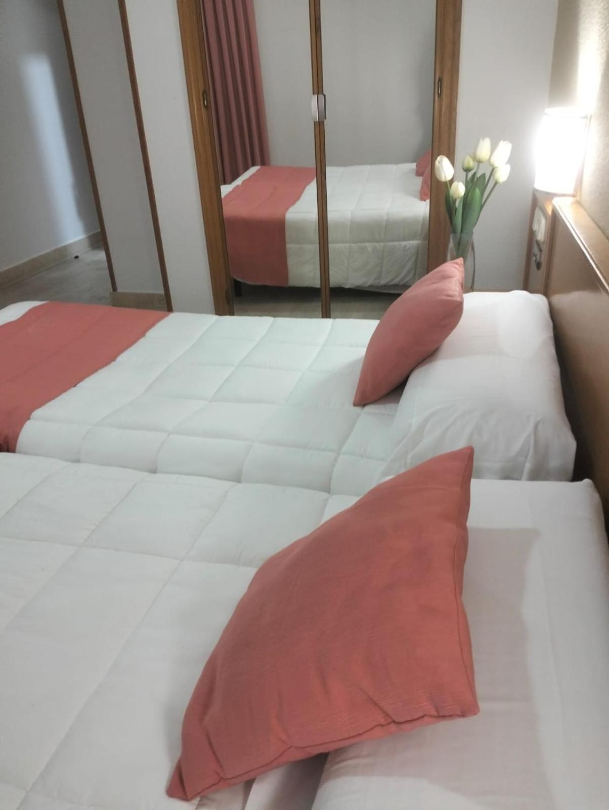 Hotel Helmantico Villares de la Reina المظهر الخارجي الصورة